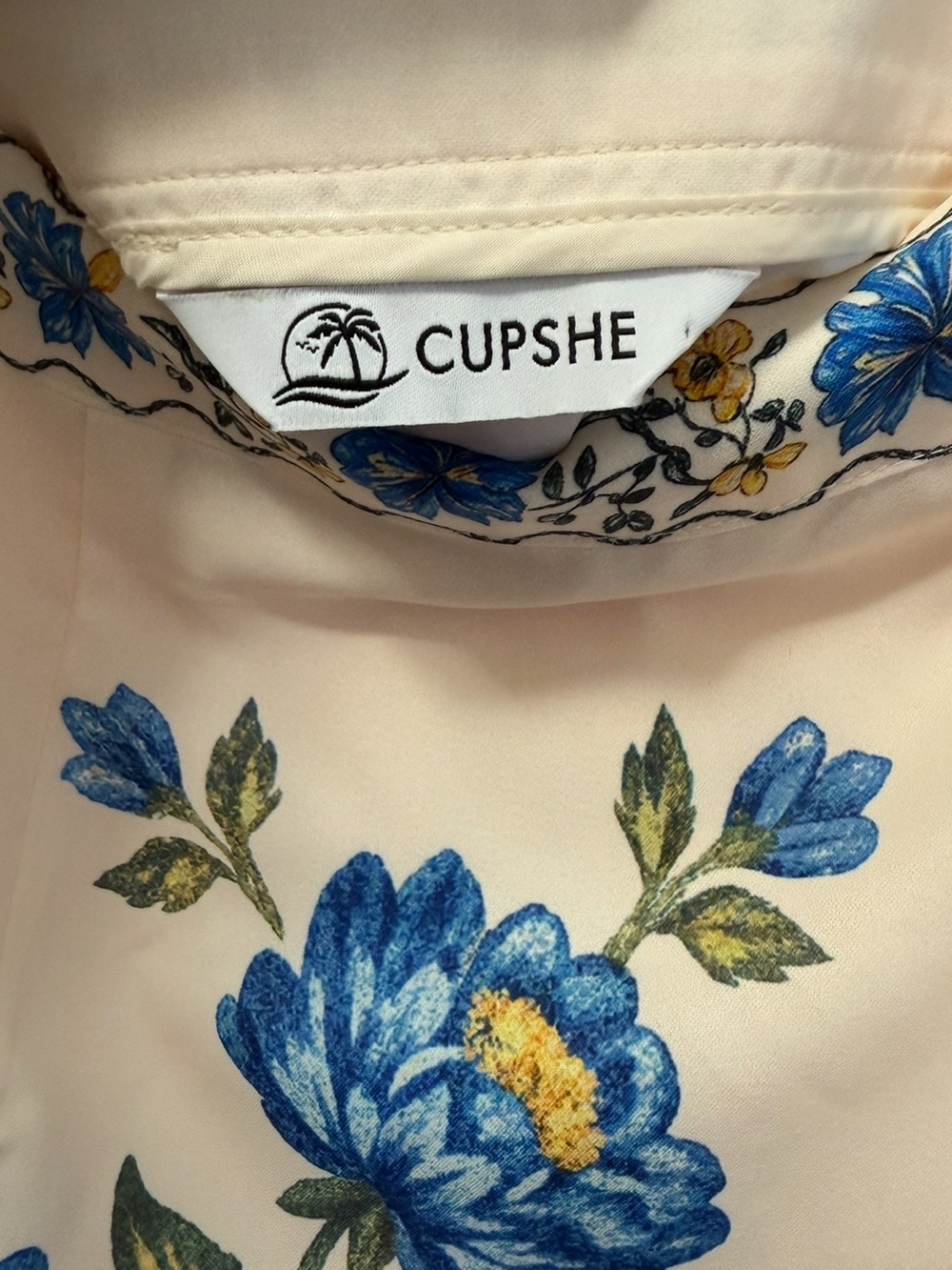 Cupshe Turquoise Tides Floral Wrap Mini Skirt Cream Blue Cottagecore Size Small - Picture 3 of 4